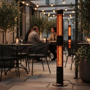 Lampada riscaldante alogena da terra in un esterno di un bar - DANIELI
