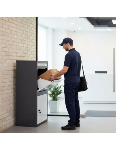 consegna pacco corriere nella cassetta postale